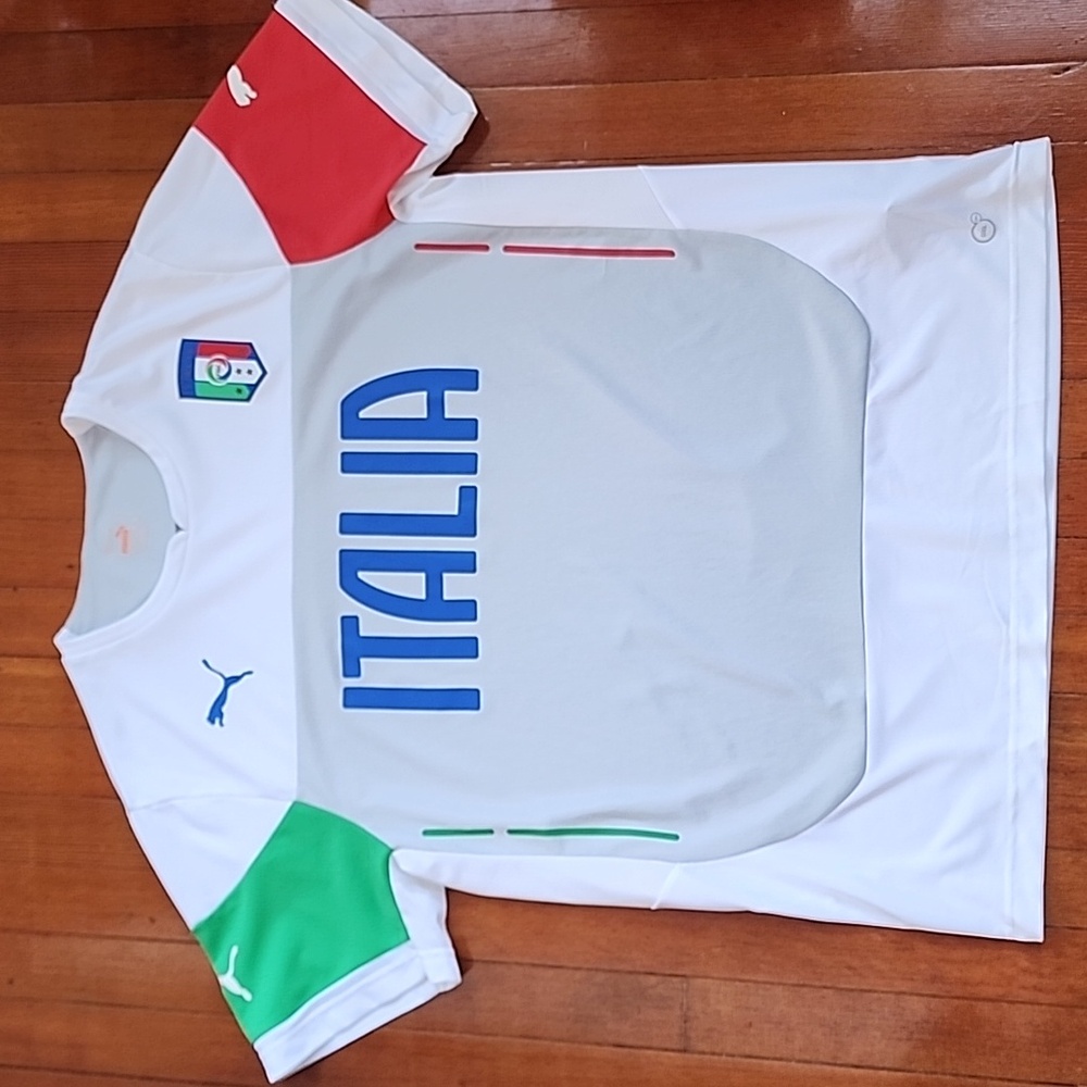 2014-15 Italy training jersey